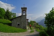 01 Partenza da Cacciamali (1033 m) -La suggestiva chiesetta 